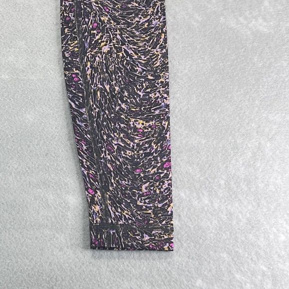Lululemon Legging 2 Womens Topography Multi Wunder Train High-Rise 28” Legging - Picture 4 of 11